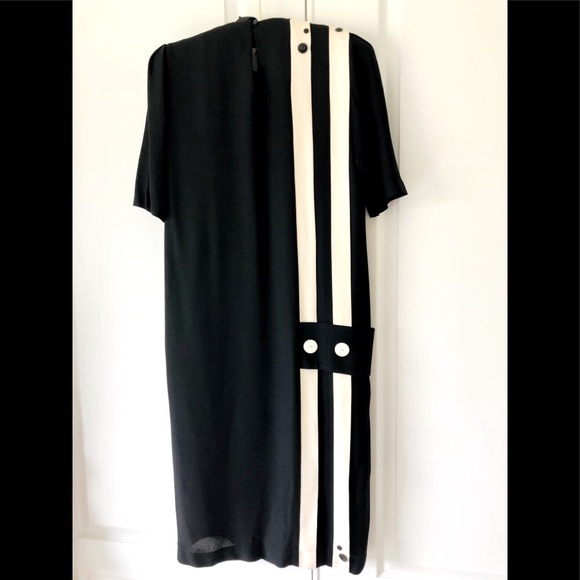 VTG 90s/20s designer Color block black & ivory dress Pleat & button detail sz 8. - Picture 3 of 12